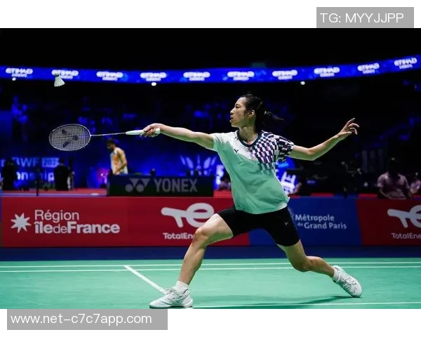 上海羽毛球队在城市联赛中的实力展现与未来发展潜力分析